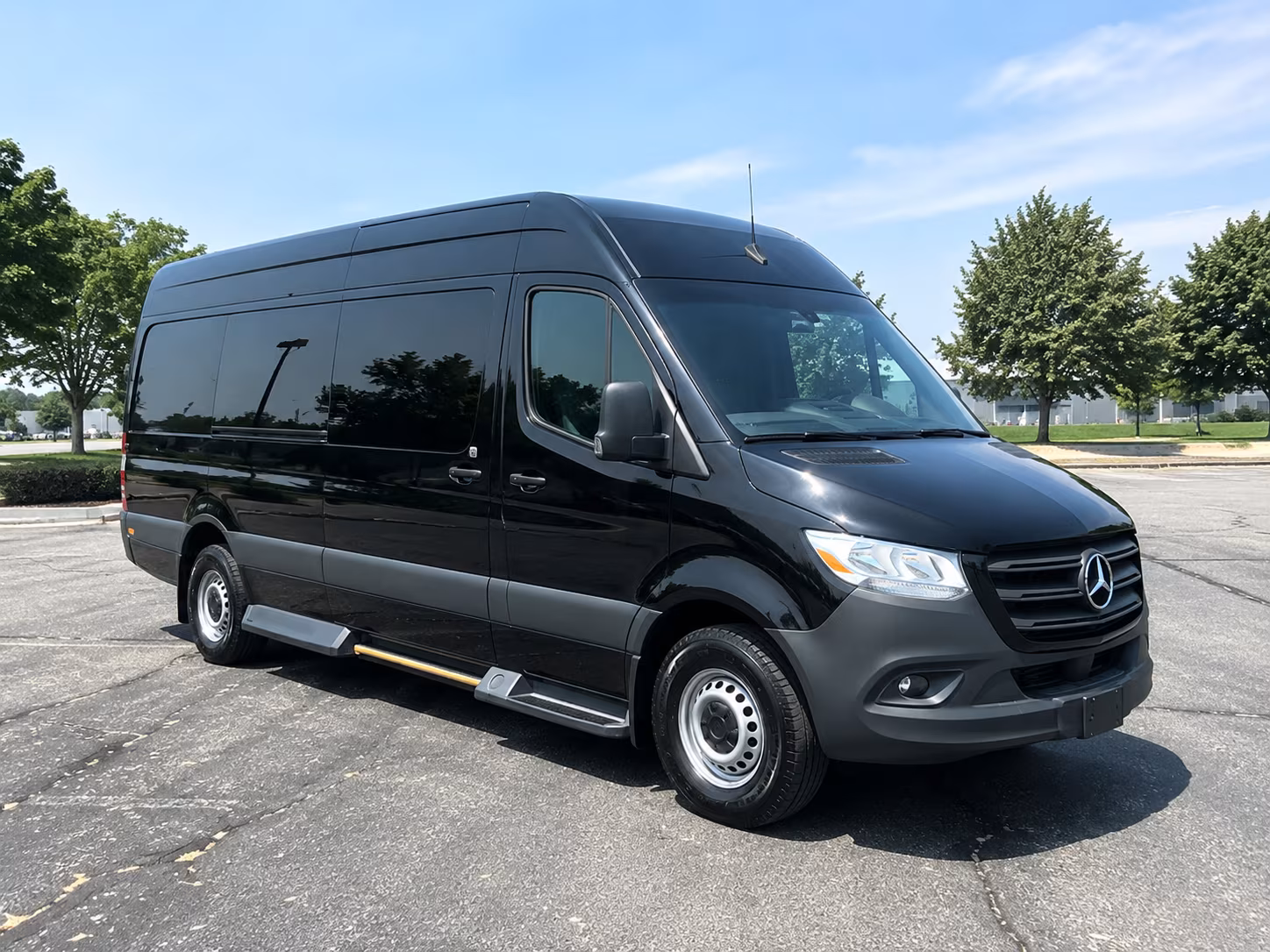 late night and red eye sprinter van airport pickups in visalia any hour