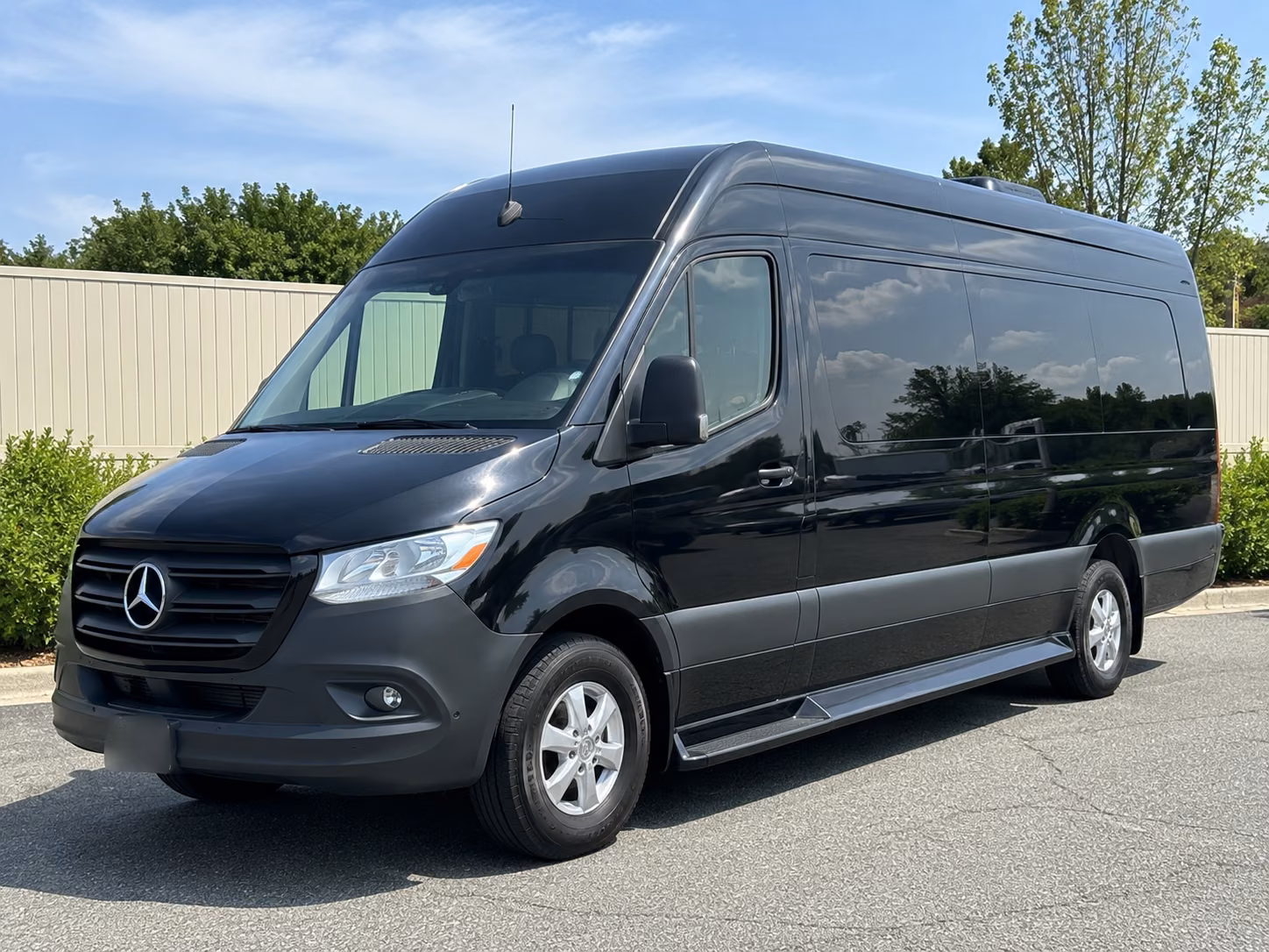 visalia 18 passenger sprinter van
